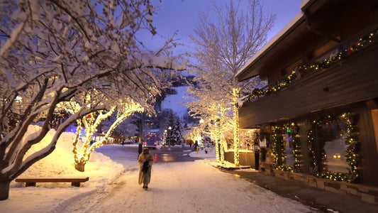 Virtual Walk - Christmas in Aspen Colorado USA