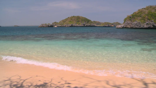 BEACH TV - Front Beach on Hundred Islands - Philippines