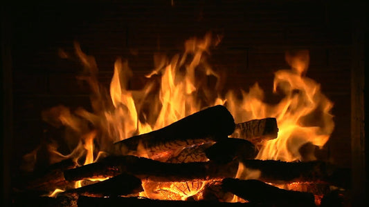 FIREPLACE TV - Fireplace filmed in 4K with Crackling Log Sounds