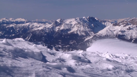 NATURE MUSIC TV - Winter Wonderland with Christmas Music