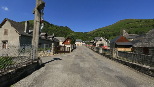 Virtual Cycle Rides – French Pyrenees – Famous Tour de France Routes with Alpine Nature Sounds