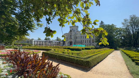 Virtual Walk - Hluboká nad Vltavou Castle - Czech Republic