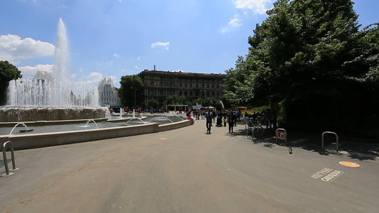 Virtual Walk – Piazza del Duomo Area, Milan, Italy